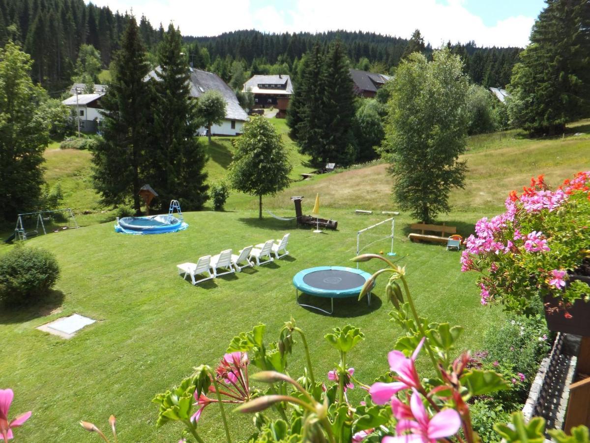 Schwarzwald-Hotel Kraeutle Feldberg  Exteriör bild